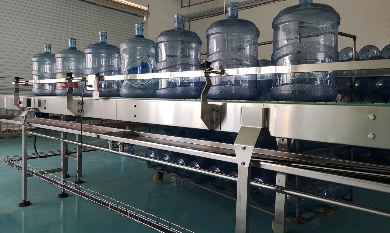 桶装水设备