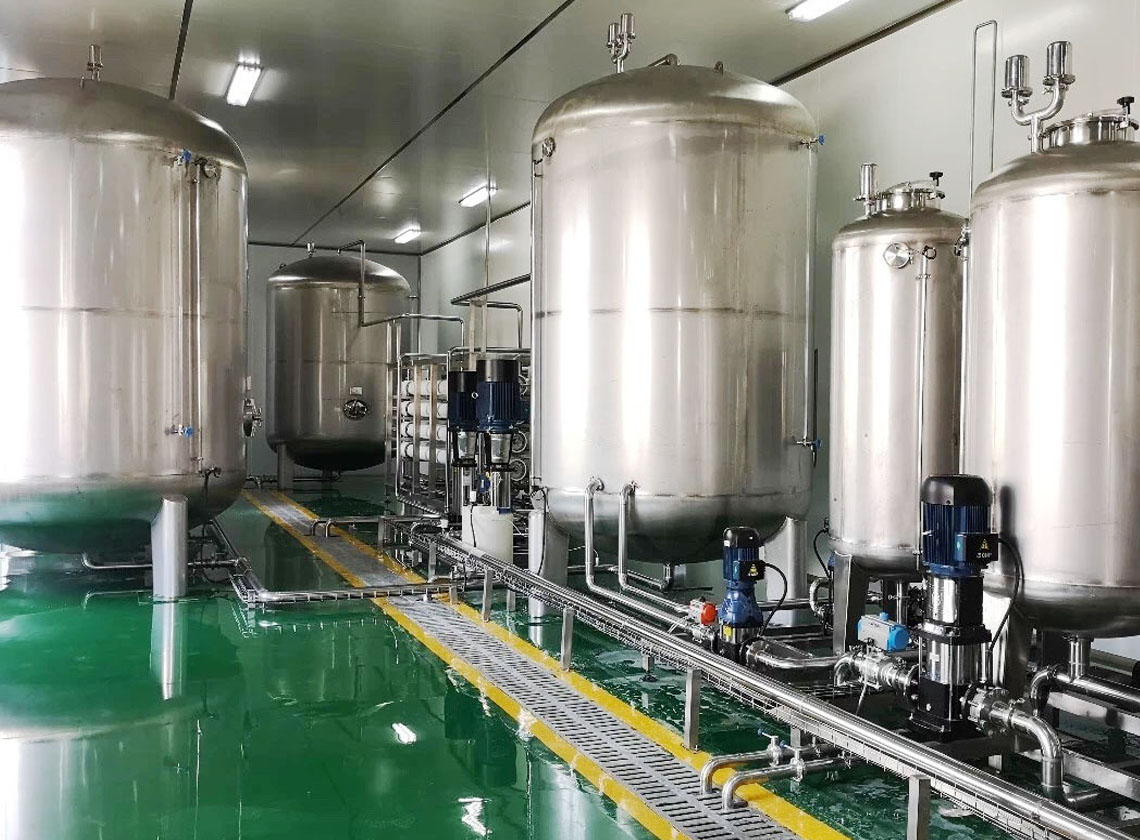 纯净水设备使用前的水前处理工作 纯净水设备使用前的水前处理工作